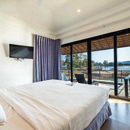 The Sanctuary Nam Ngum Beach Resort Ванг-В'єнг Екстер'єр фото
