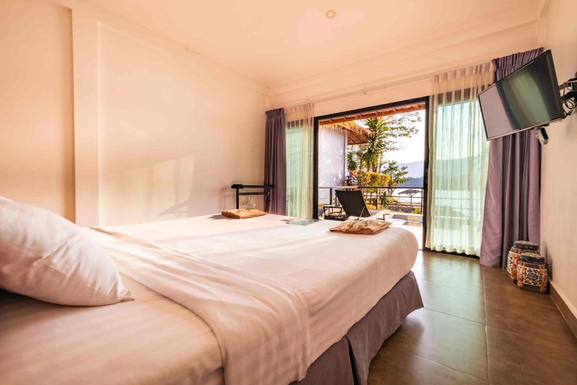 The Sanctuary Nam Ngum Beach Resort Ванг-В'єнг Екстер'єр фото