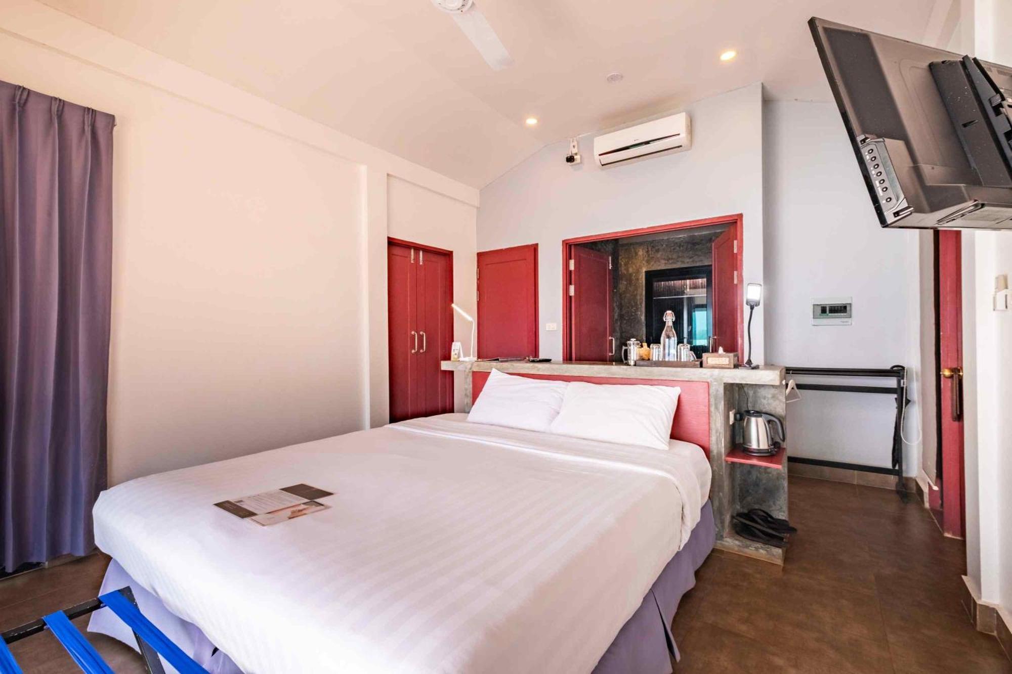 The Sanctuary Nam Ngum Beach Resort Ванг-В'єнг Екстер'єр фото